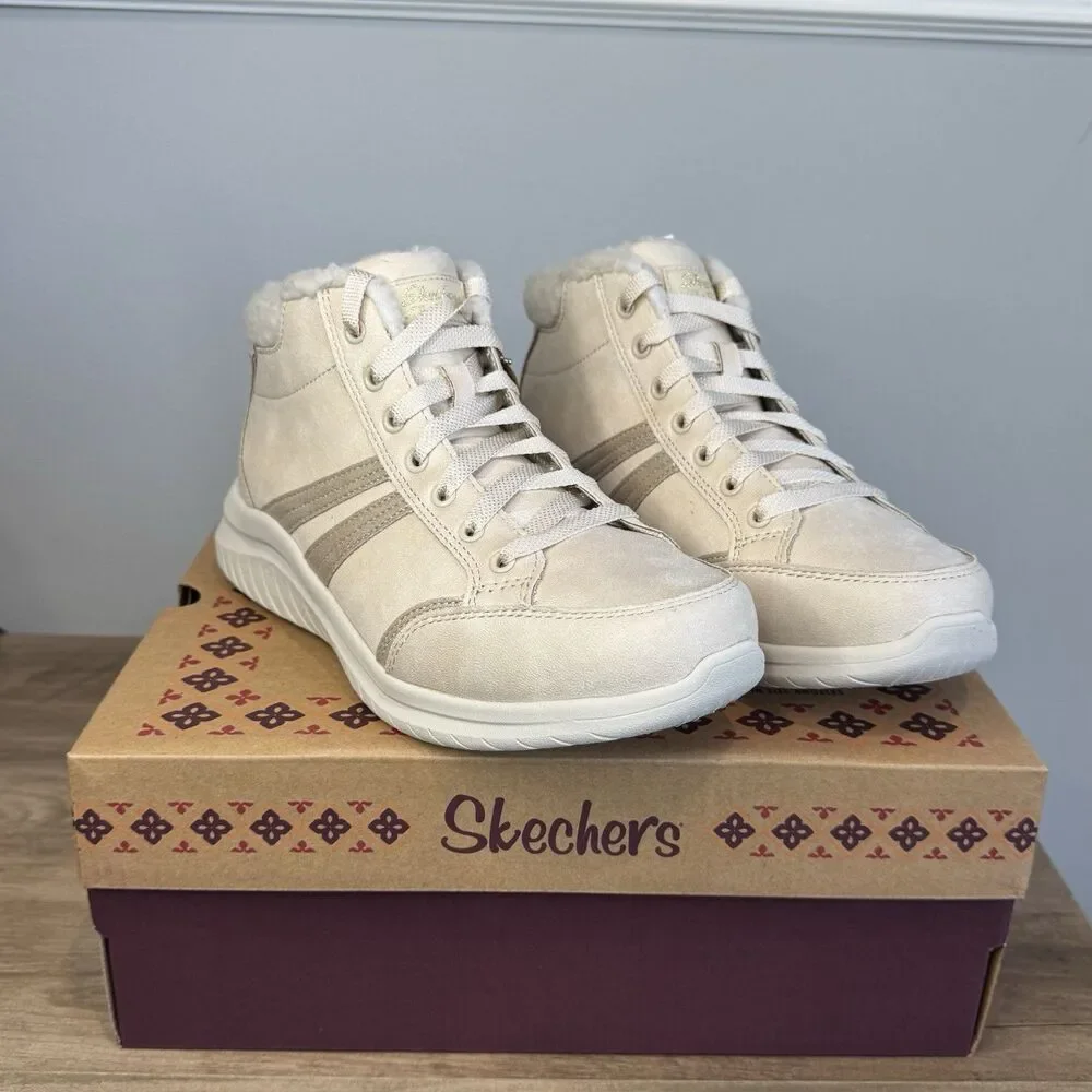 Skechers Boots Size 8 Beige Wide Fit Everyday Lace-up Crush Faux Fur Women’s